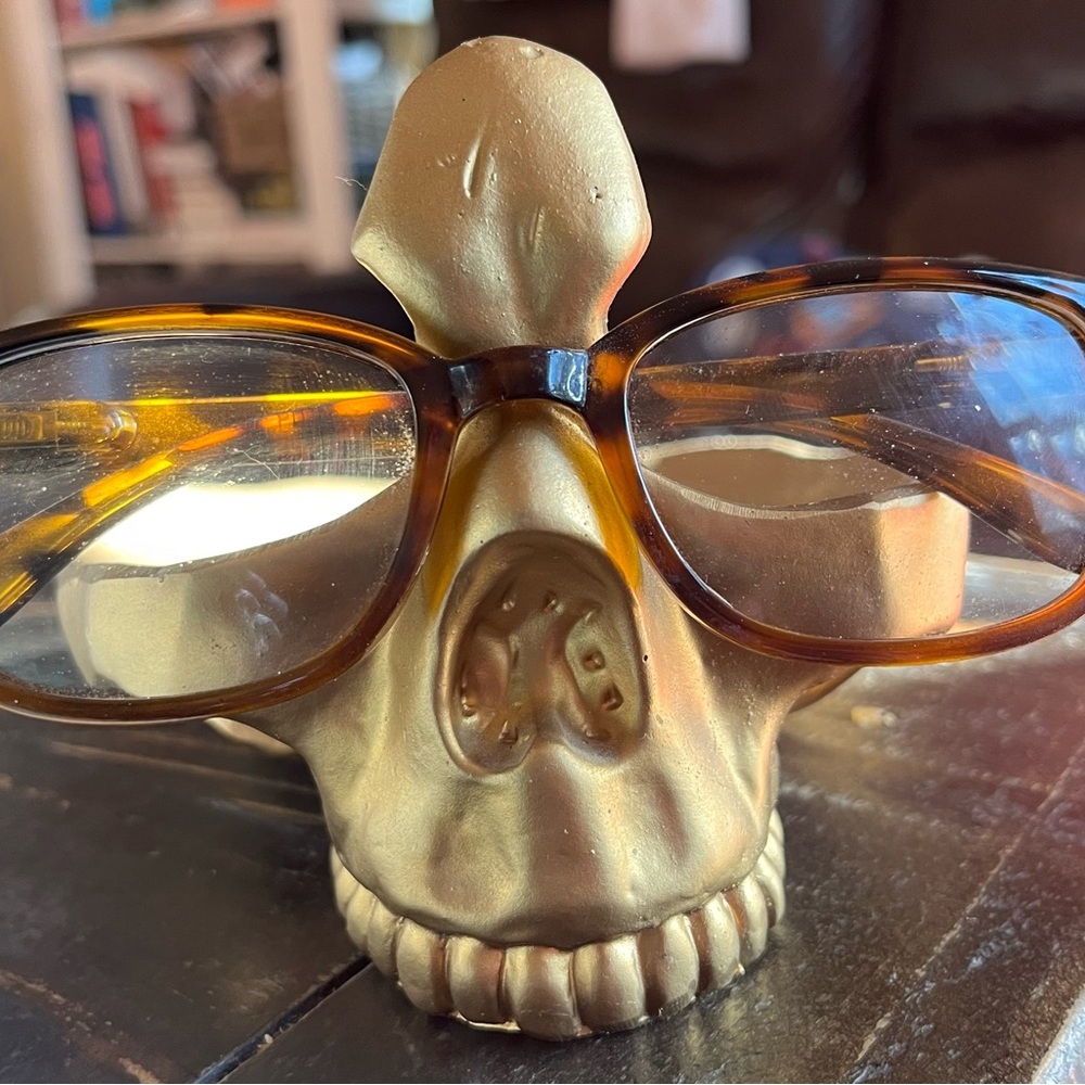 Gold Skull Glasses Holder